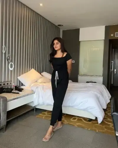 Call Girls Utraula Cash On Delivery
